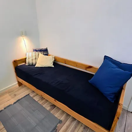 בית נופש Irenes Anneks ניבורג