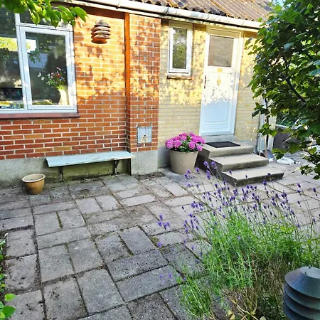 Irenes Anneks בית נופש ניבורג